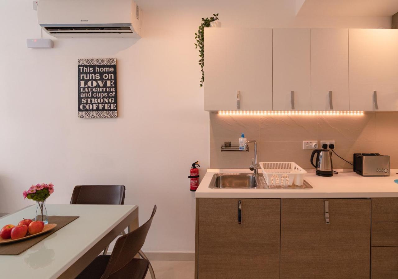 Modern Comfort - 2Br Apartment Center Of St Julians & Paceville Сент Джулианс Экстерьер фото